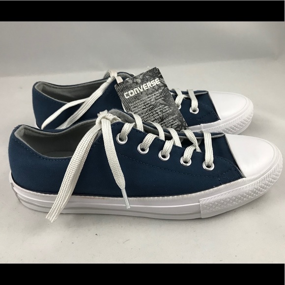 Converse Shoes - Converse All Star tennis shoes